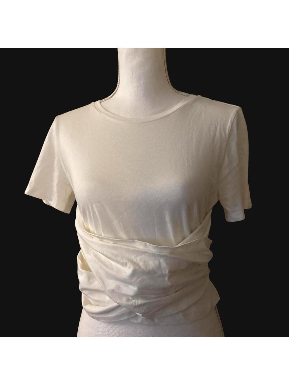 Pilcro White ruched crop top with a flattering fit size S/P - Picture 5 of 7